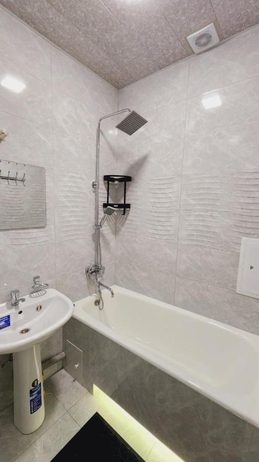 Apartment «Семья» Τασκένδη Εξωτερικό φωτογραφία